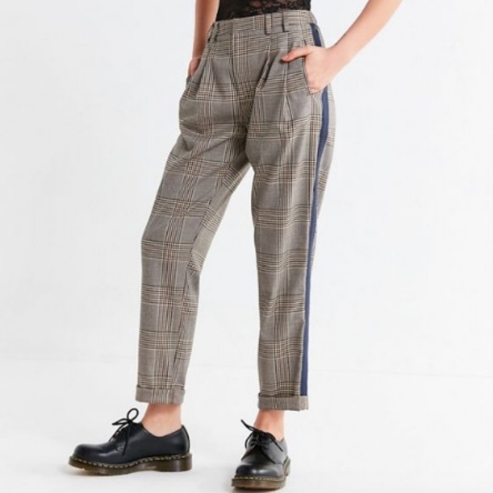 Urban Outfitters Wide-Leg! Navy Stripe Size M!